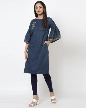 straight kurta with bell sleeves