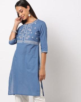 straight kurta with embroidered yoke