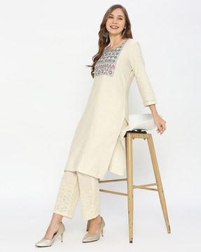 straight kurta with embroidered yoke