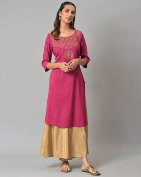 straight kurta with embroidered yoke