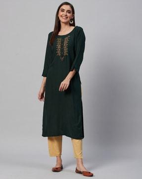 straight kurta with embroidery