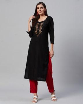 straight kurta with embroidery