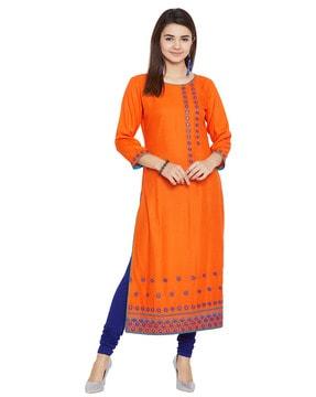 straight kurta with thread & mirror work