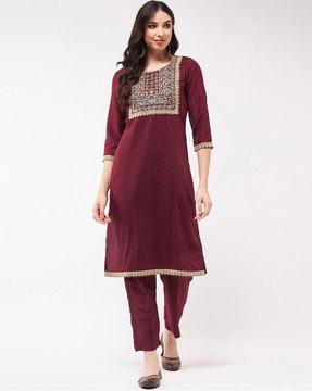 straight kurta with yoke embroidery