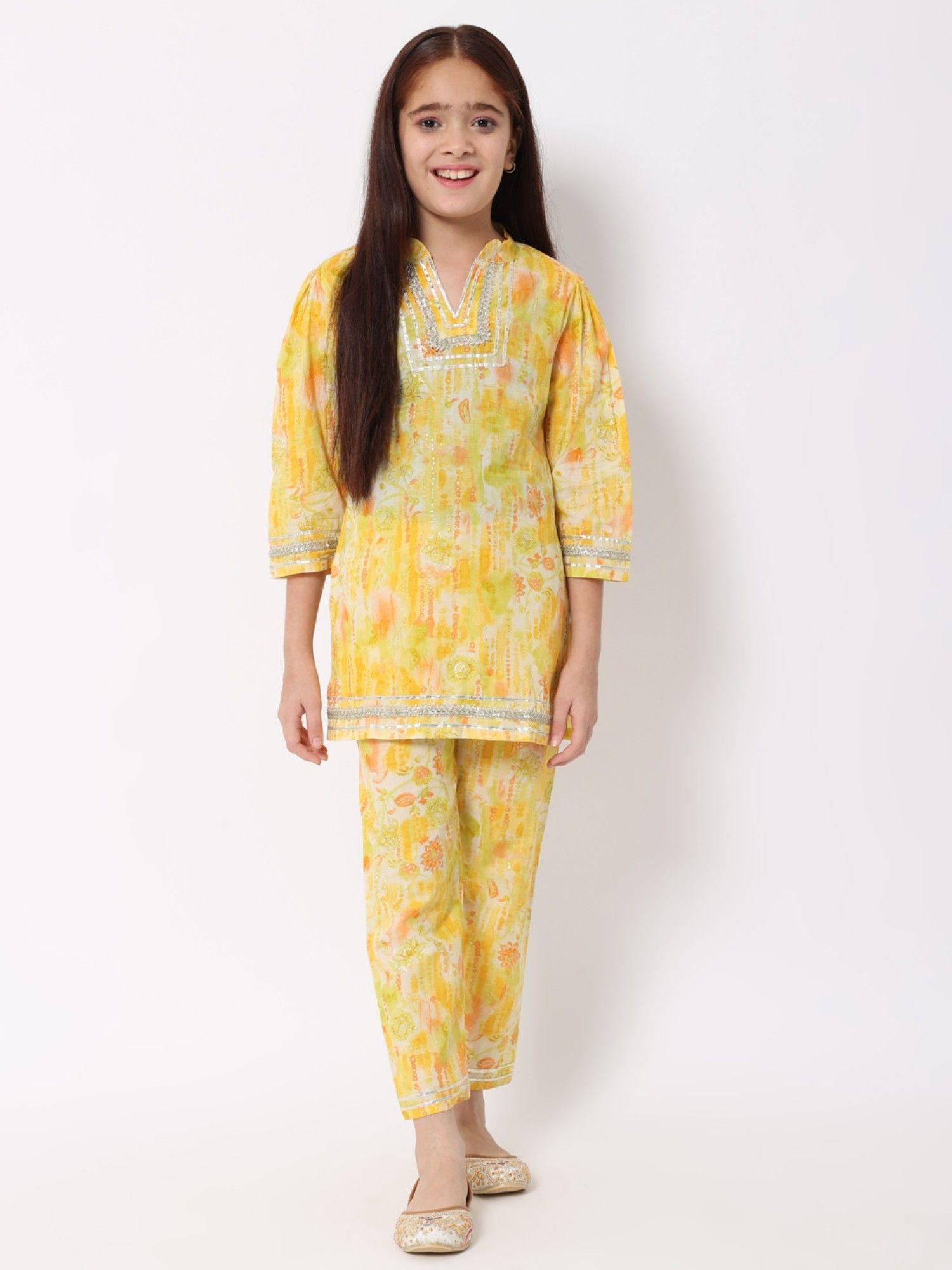 straight style cotton fabric yellow kurta and pant (set of 2)