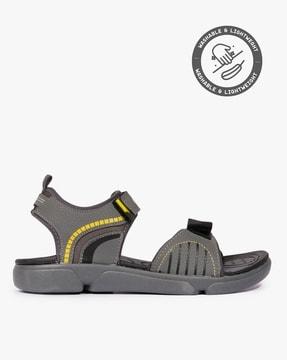 strappy casual sandals with velcro fastening