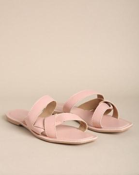 strappy open-toe flat sandals