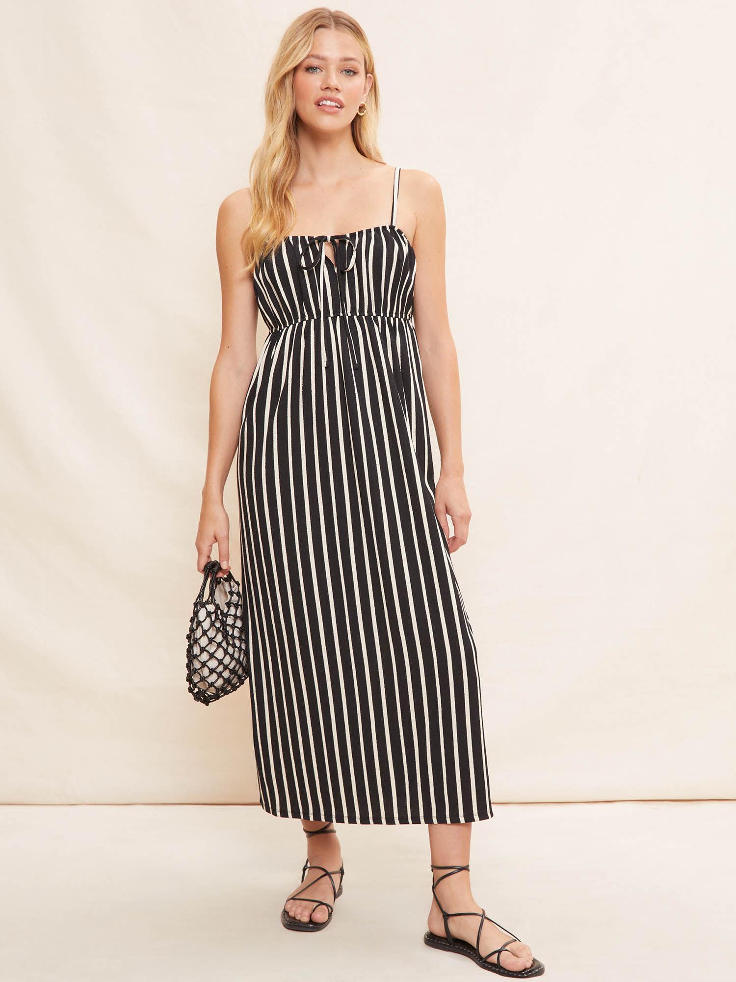 strappy ruched tie front midi dress-black