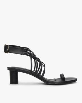 strappy toe-ring chunky-heeled sandals