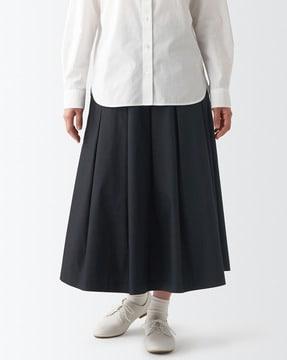 stretch high density tuck skirt