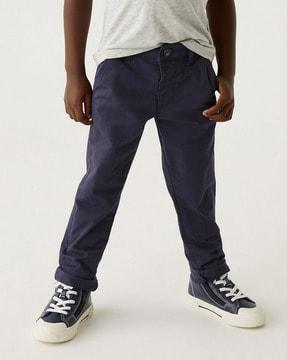 stretchable chinos with flat-front