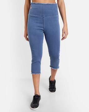 stretchable skinny fit capris