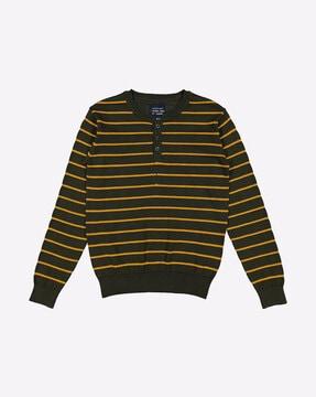 striped-knitted-round-neck-sweater