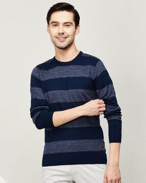 striped round-neck sweatshirt