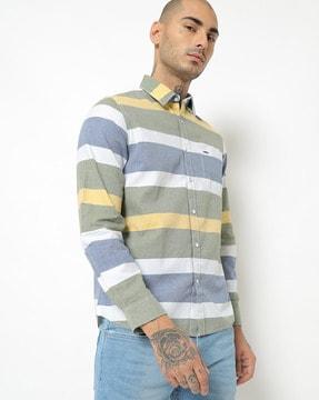 striped spread-collar shirt with patch pocket