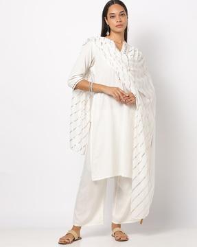 striped dupatta with tassels