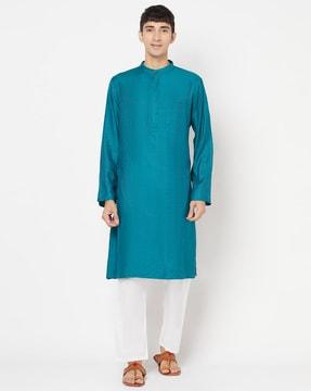 striped embroidered mandarin-neck kurta