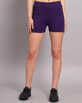 striped knit shorts with elasticated waistband