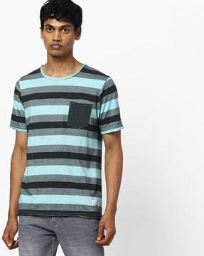striped round-neck t-shirt with patch pocket