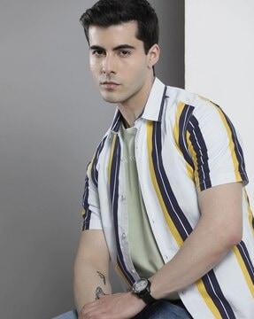 striped shirt with cut-away collar