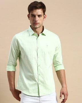 striped shirt with spread collar