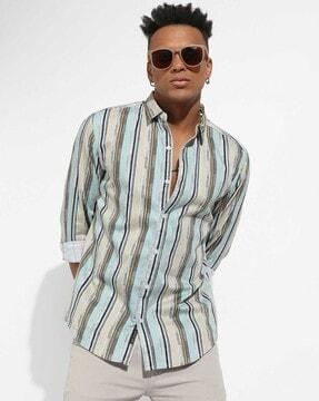 striped shirt with spread collar