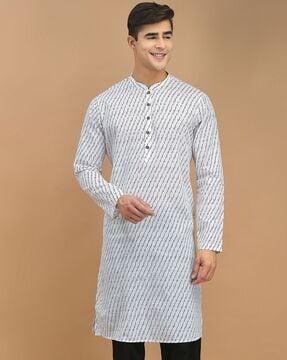 striped slim fit kurta with insert pockets