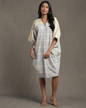 striped v-neck kaftan dress