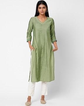 striped v-neck straight kurta