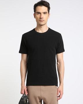 structured fabric crew-neck t-shirt