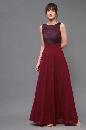 structured georgette boat neck womens maxi dress - maroon