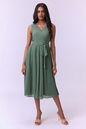 structured polyester v neck women's maxi dress - green