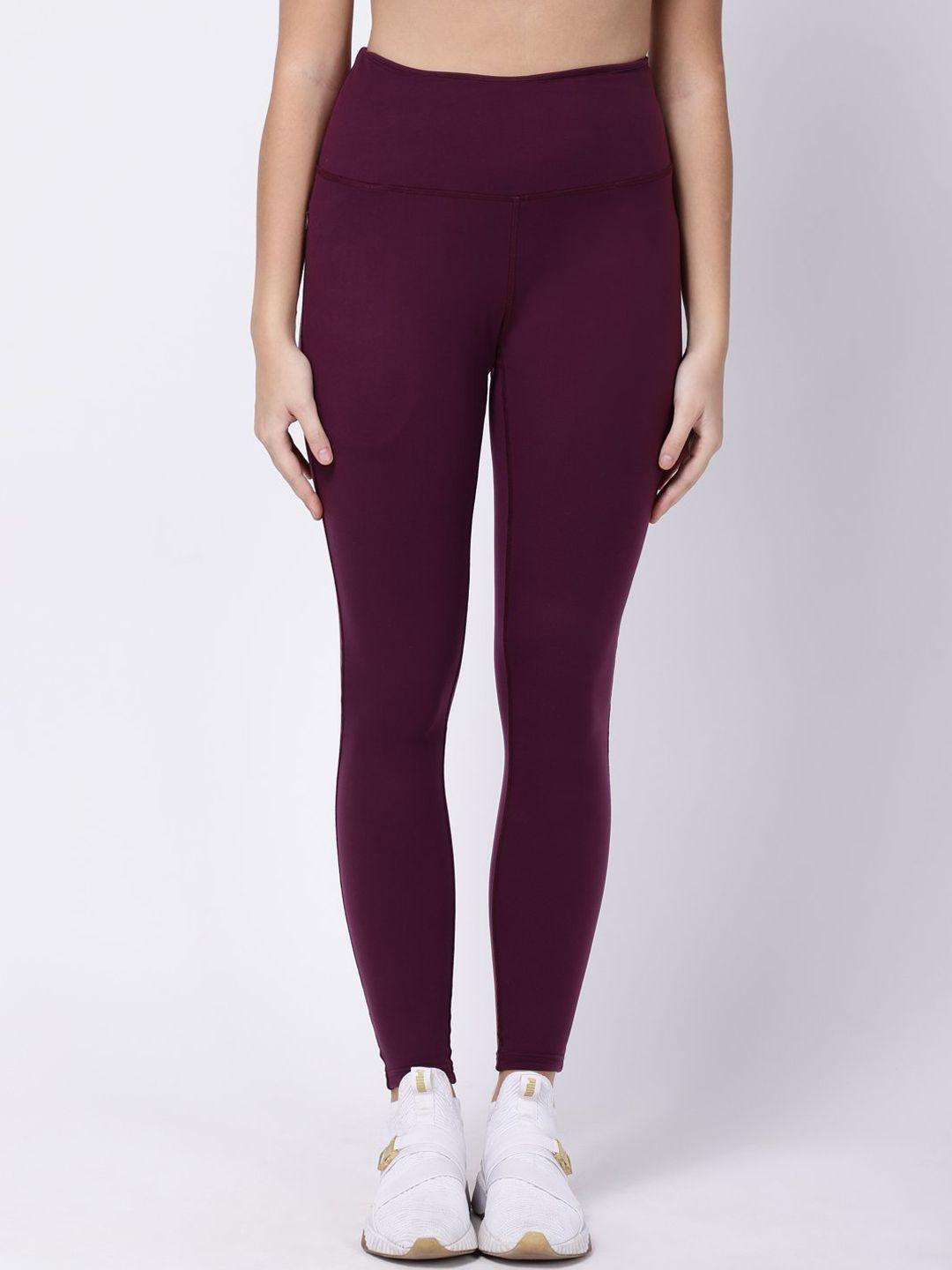 studioactiv women burgundy solid tights