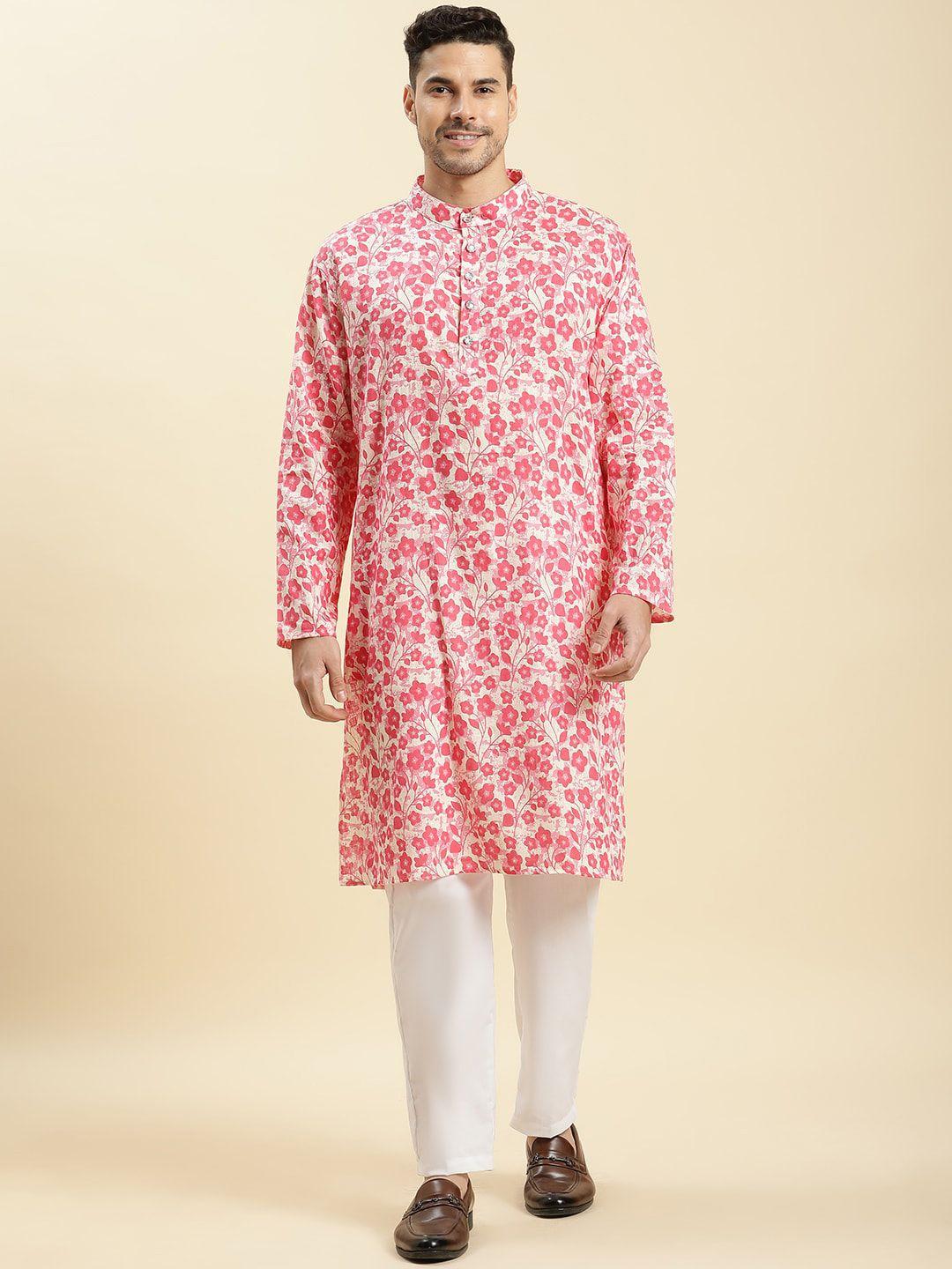 stuffie land men cream-coloured floral printed regular pure cotton kurta with pyjamas