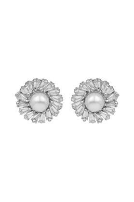 stunning circular earrings with a pearl and american diamond