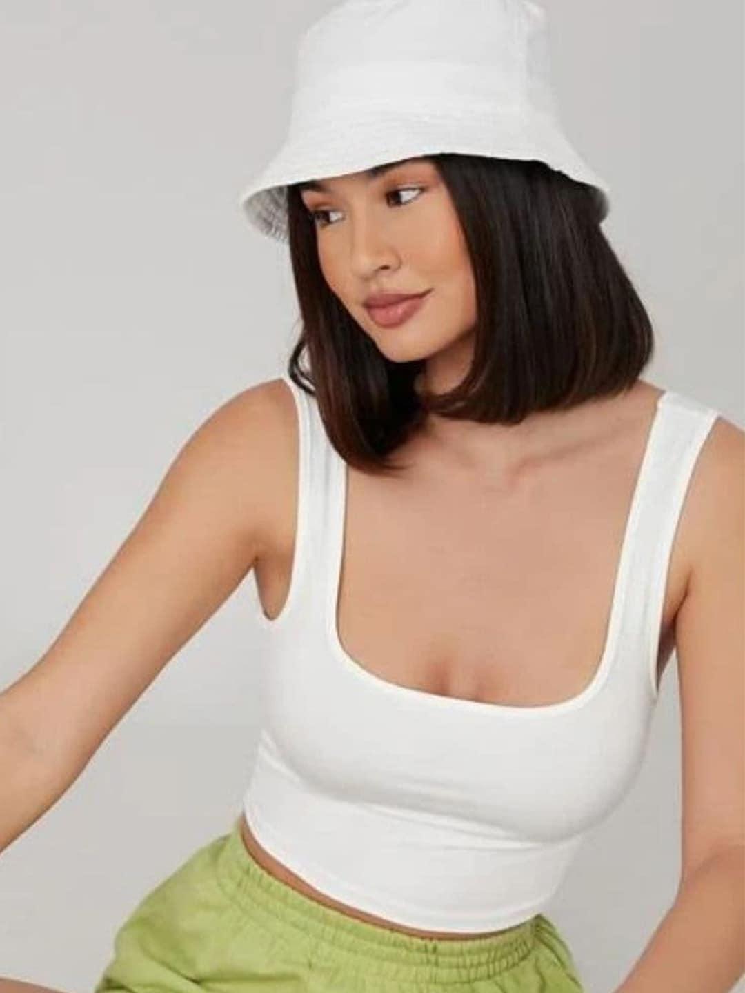 styched fitted sleeveless crop top