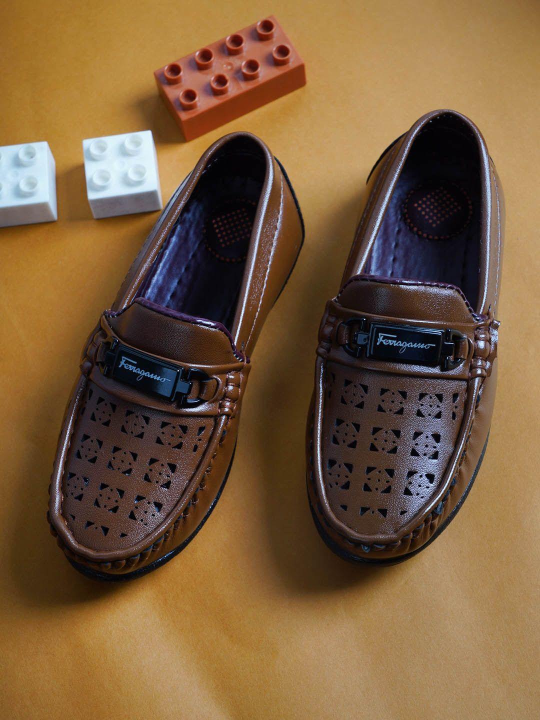 style shoes boys brown textured lightweight loafers
