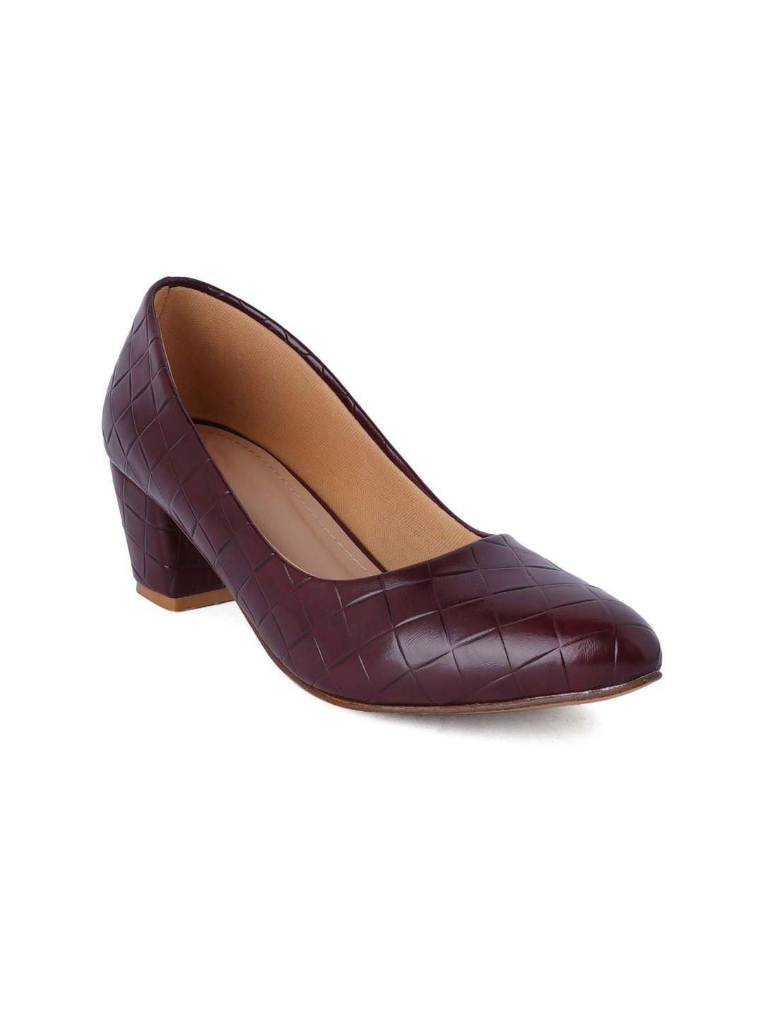 style shoes maroon textured block pumps