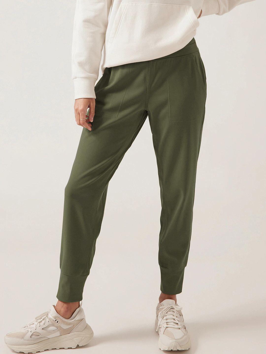 stylecast women green slim fit joggers trousers