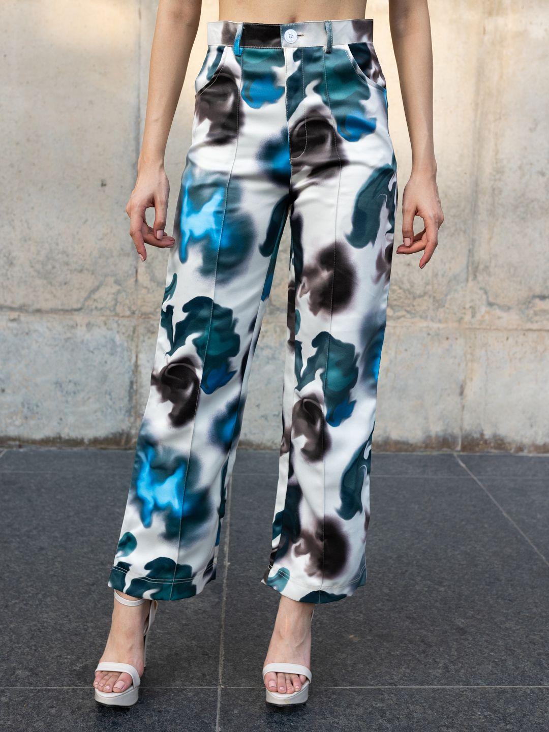 stylecast x hersheinbox women printed relaxed trousers