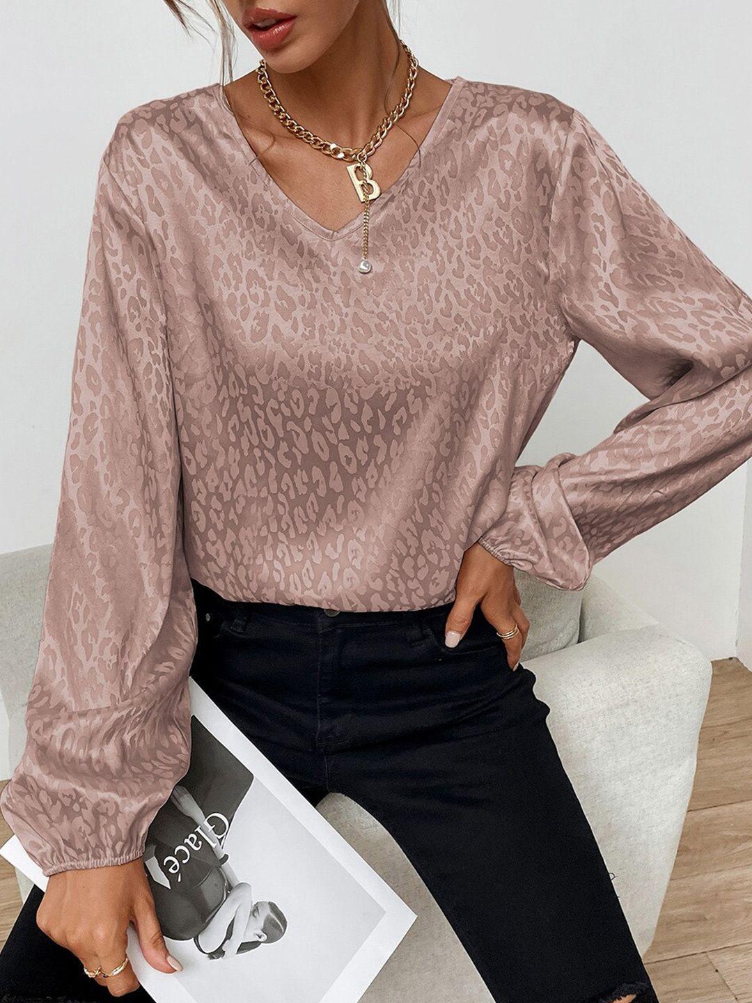 stylecast extended sleeves top