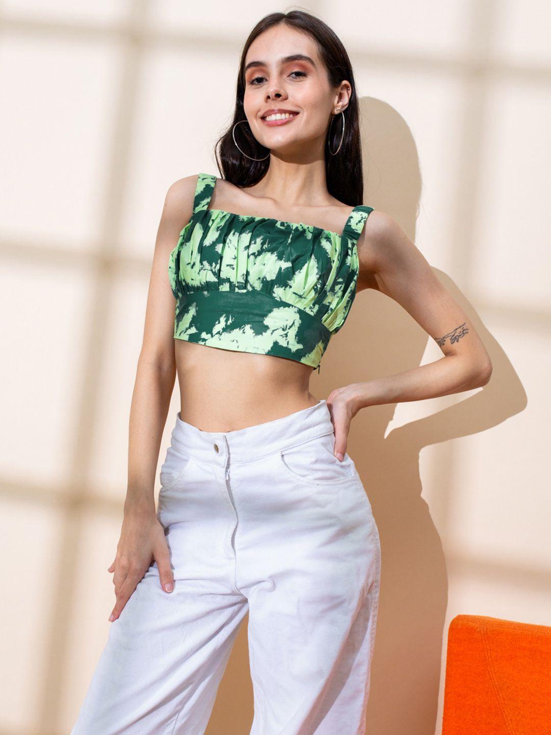 stylecast x hersheinbox abstract printed crop top