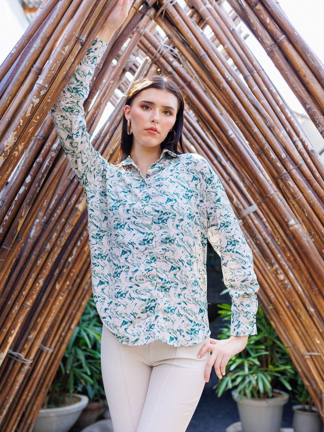 stylecast x hersheinbox boxy printed casual shirt