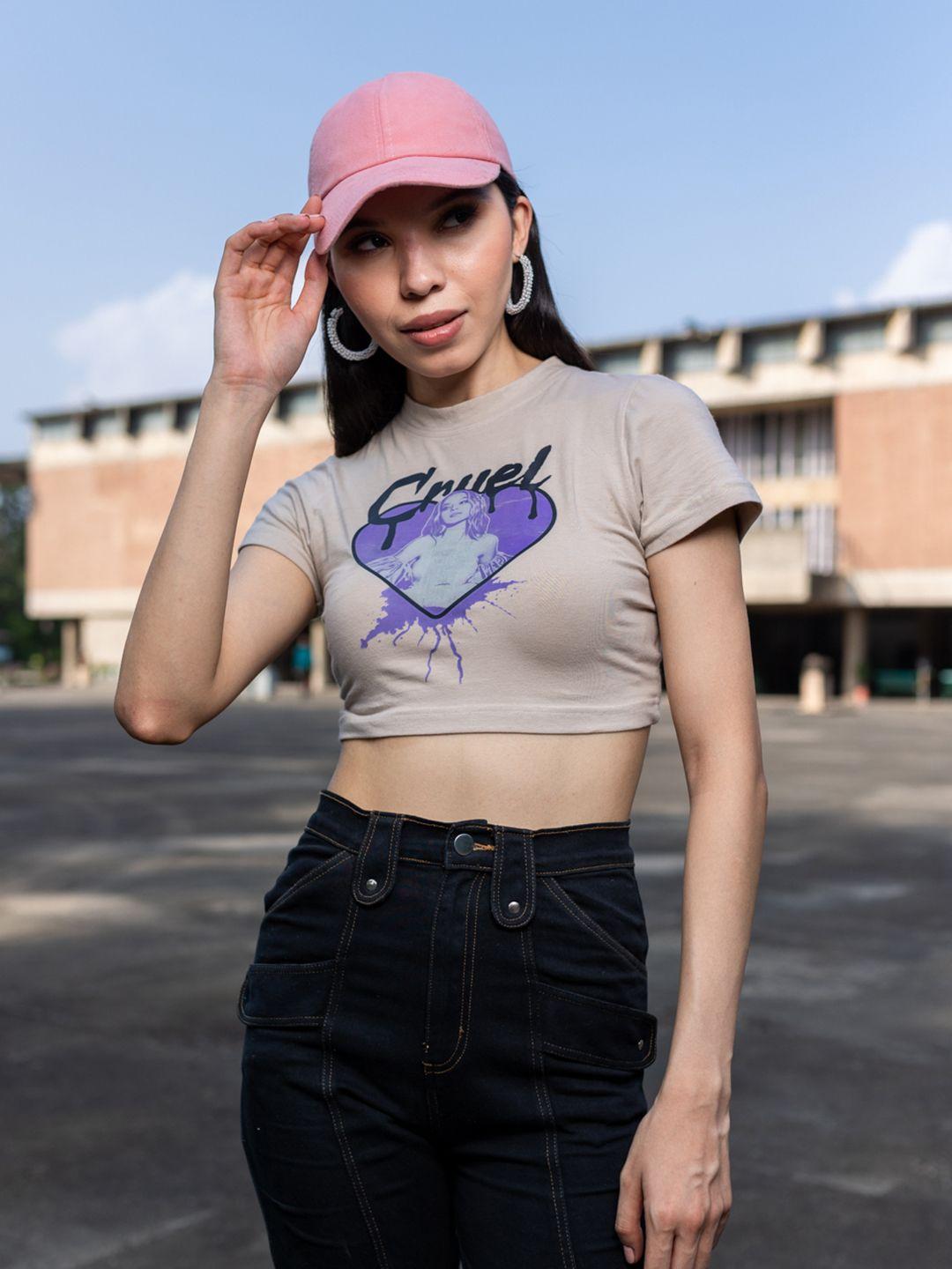 stylecast x hersheinbox printed crop t-shirt