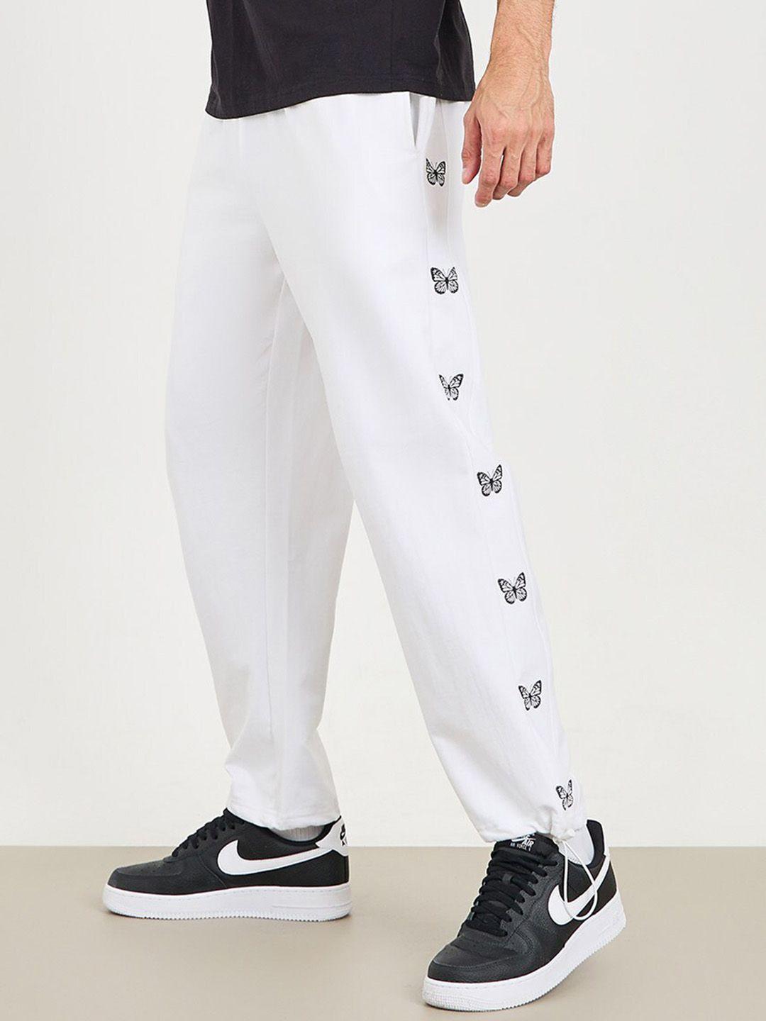 styli men white printed cotton relaxed fit joggers