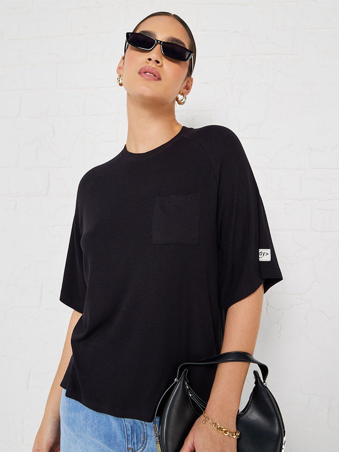 styli black raglan sleeves oversized badge detail ribbed longline t-shirt