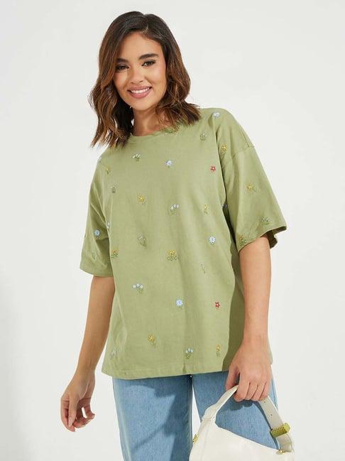 styli green embroidered t-shirt