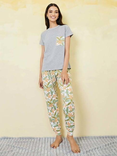 styli grey & green printed t-shirt pyjama set