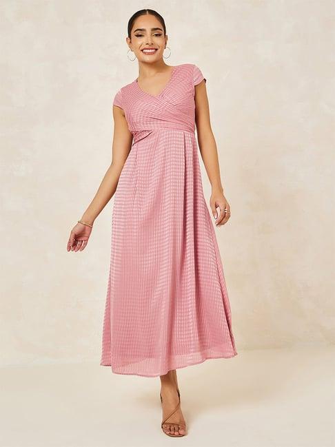 styli light pink checks midi dress