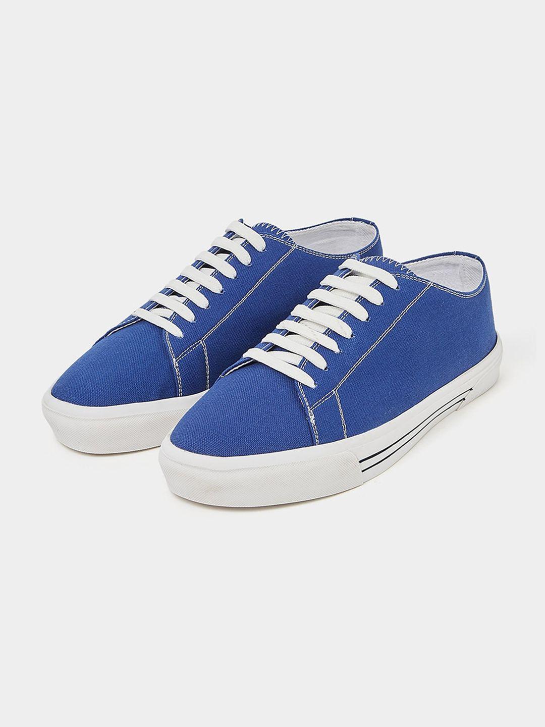 styli men blue sneakers